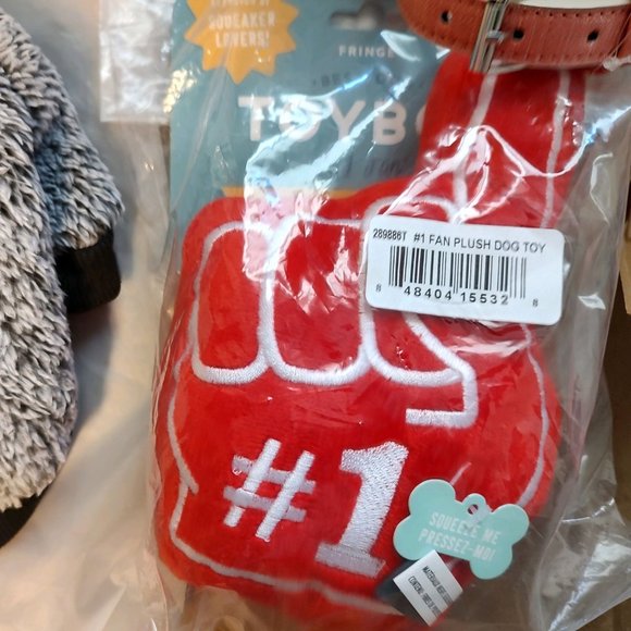 New Puppy Starter Kit-Eight Items Lot-Retail $100.00 - Picture 7 of 11